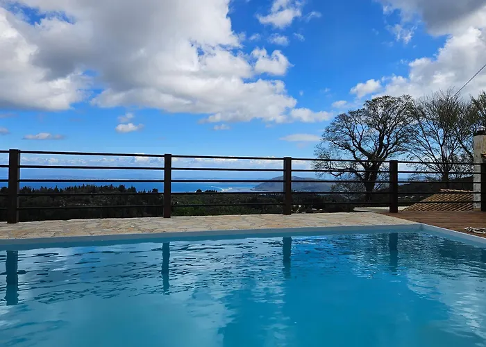 Rouga * Spanokhórion