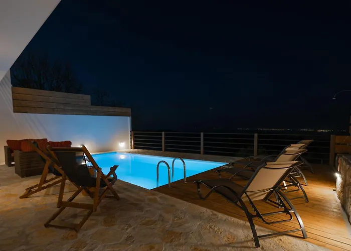 Rouga * Spanokhórion